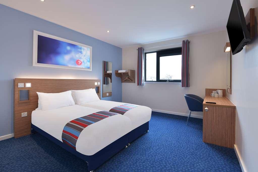 Travelodge Widnes Szoba fotó