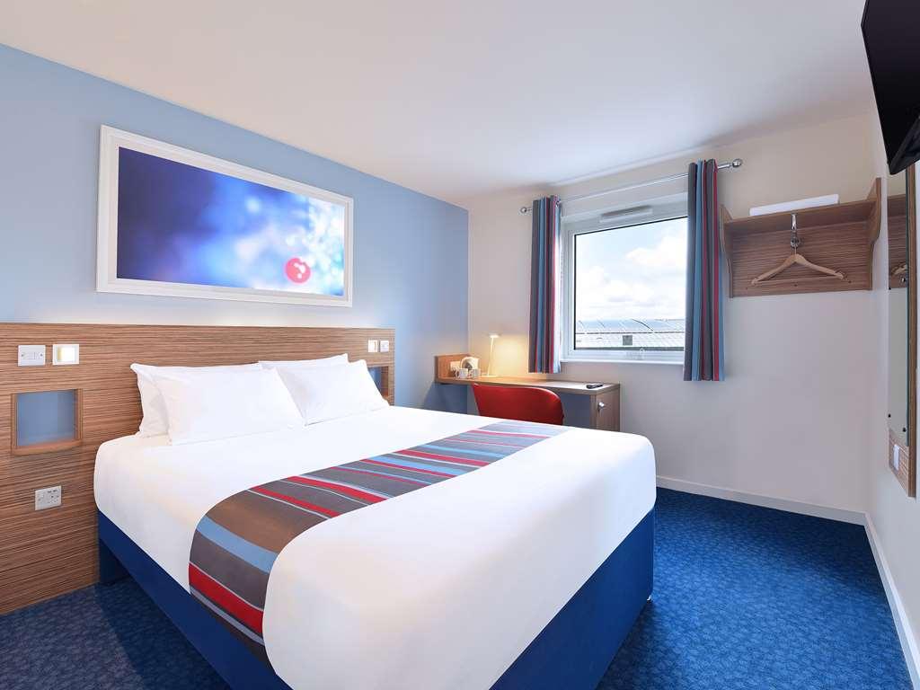 Travelodge Widnes Szoba fotó